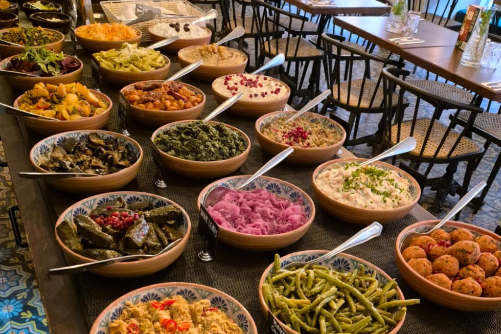 lunch buffet served in Levant Bulevardi